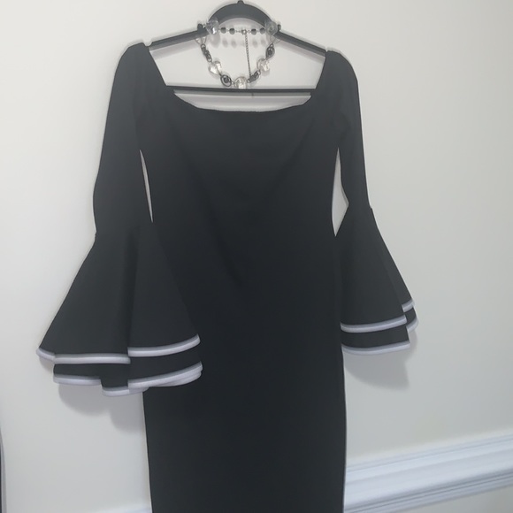 Dresses - Picture 4 of 8